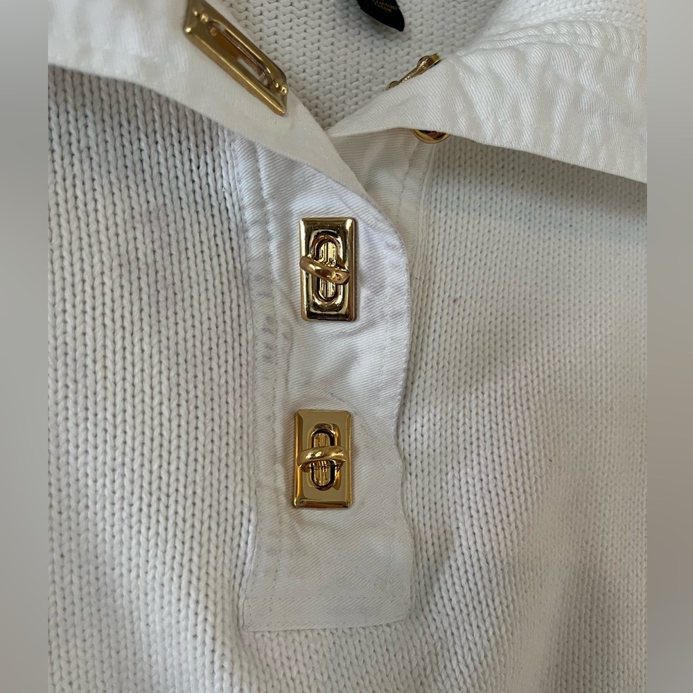 Lauren Ralph Lauren Rich White Sweater with Gold Turn Key Buttons Size Medium - Picture 6 of 12
